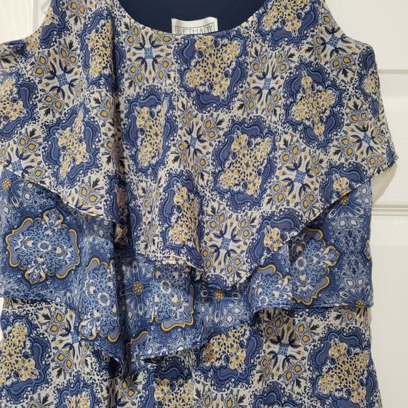 Bethany Boho Ruffled Tiered Lightweight Dress Size 8 EUC - Picture 3 of 6